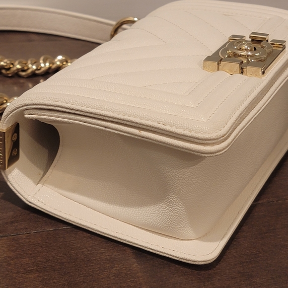 CHANEL SMALL BOY BAG (WHITE W/GOLD) - Picture 5 of 16